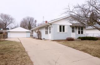 6241 103rd St, Milwaukee, WI 53225-1401