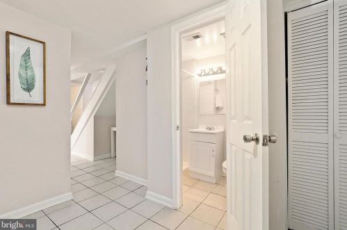 209 62nd St, Washington DC  20019-7933 exterior