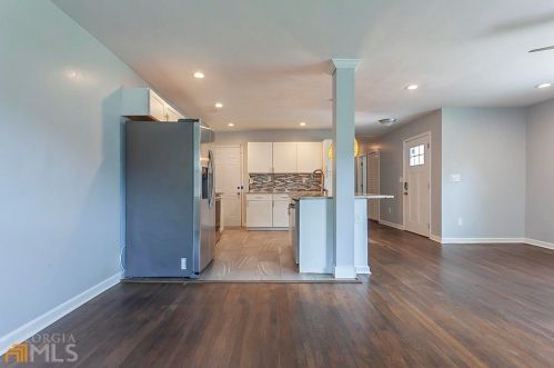 1899 Boulderview Dr, Atlanta GA  30316-4203 exterior