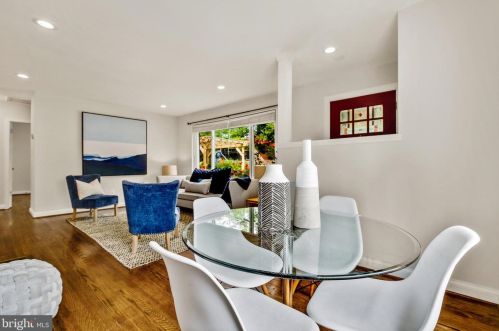 8412 Barron St, Silver Spring MD 20912-7247 exterior