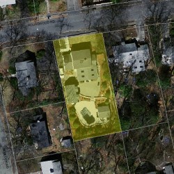 27 Roundwood Rd, Newton MA 02464-1218 aerial view