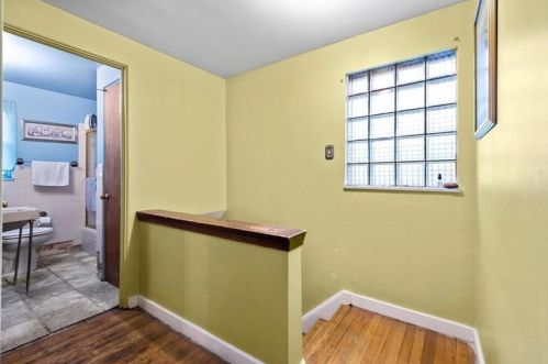 408 Cato St, Pittsburgh PA 15213-4454 exterior