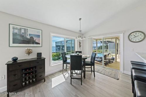 3010 Newfound Harbor Dr, Merritt Island FL 32952-2624 exterior