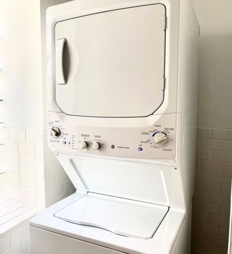 3827 Lawndale Ave, Chicago IL 60618-3107 exterior