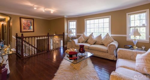 2350 Plainfield Ave, Piscataway NJ 08854-4045 exterior