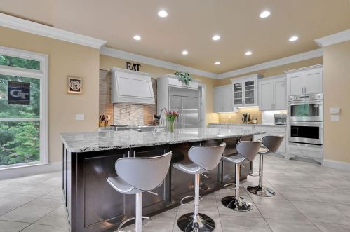 8069 Kenstone Ct, Atlanta GA 30350-4160 exterior