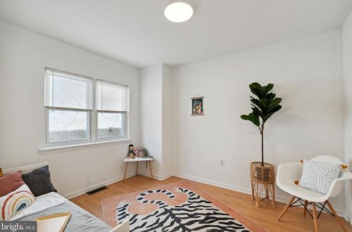 1231 Kater St, Philadelphia PA 19147-1817 exterior