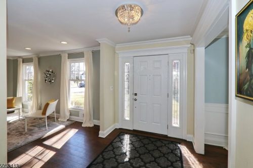 773 Muir Ter, Scotch Plains, NJ 07076-2112