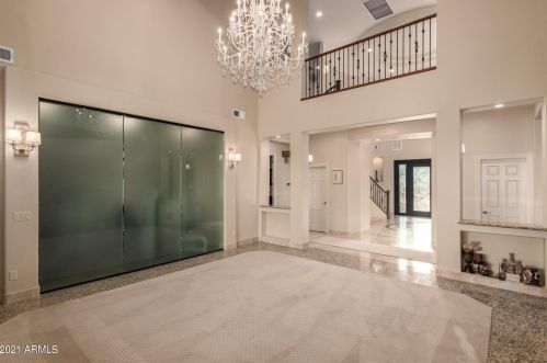 25401 45th Dr, Phoenix AZ  85083-2243 exterior