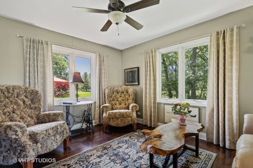 9809 Partridge Ln, Bull Valley IL 60014-6606 exterior