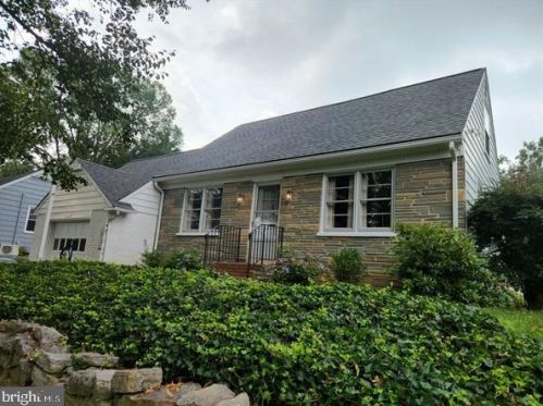 1410 Springside Dr, Lancaster PA 17603-6320 exterior