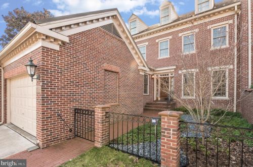 7802 Hidden Meadow Ter, Rockville MD  20854-1792 exterior