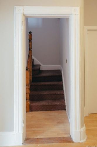 288 201st St, Bronx NY 10458-2204 exterior