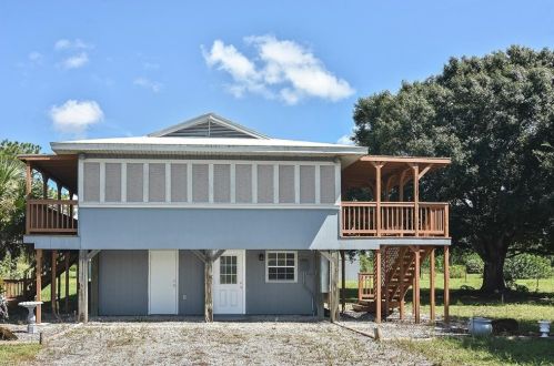 2321 60th Ave, Naples, FL 34120-1458