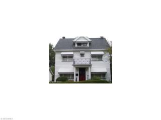 2051 221st St, Cleveland, OH 44117-2103