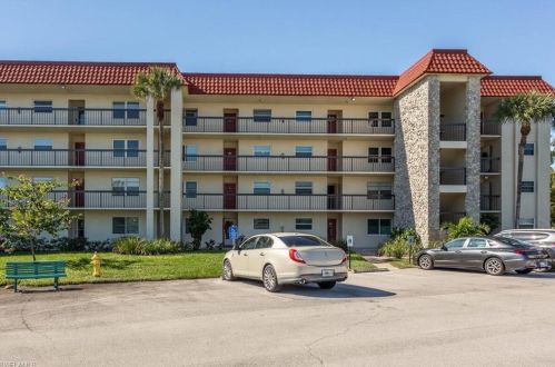 4372 27th Ct, Naples FL 34116-7908 exterior