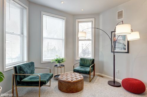 2743 Greenview Ave, Chicago IL 60657-4007 exterior