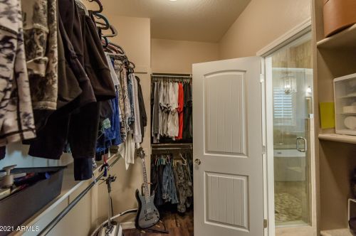 3765 Aracely Dr, Phoenix AZ 85087-5998 exterior