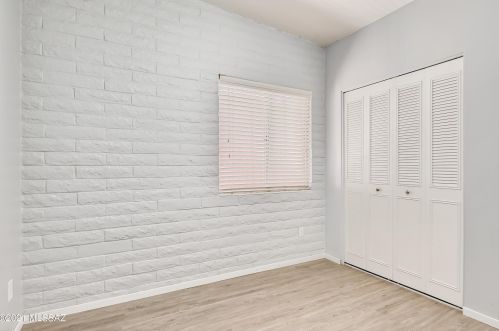 9201 6 St, Tucson AZ 85719-5226 exterior