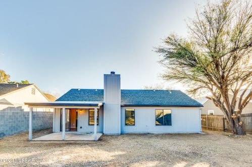 10455 Bridgestone Pl, Tucson AZ 85730-5001 exterior