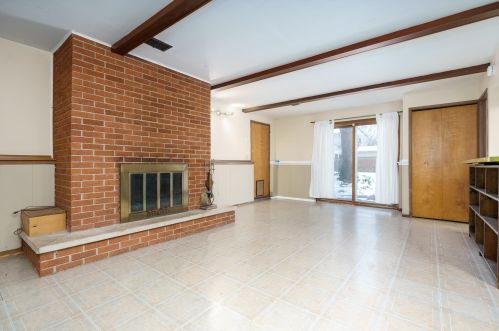 6337 Hampton St, Kalamazoo MI 49024-2530 exterior