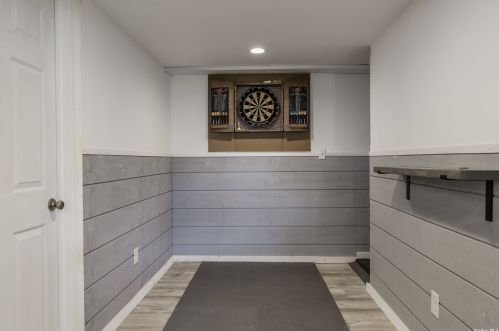 20 Grand Hvn Dr, Commack NY 11725-3126 exterior