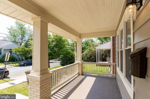 3211 5th St, Washington, DC 20032-5405