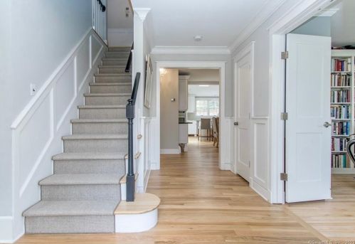 128 Deer Run Rd, Wilton, CT 06897-1207