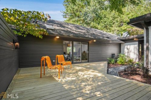 1261 Bernadette Ln, Atlanta GA 30329-3401 exterior