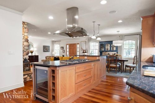 2514 Hall St, Grand Rapids MI 49506-3170 exterior