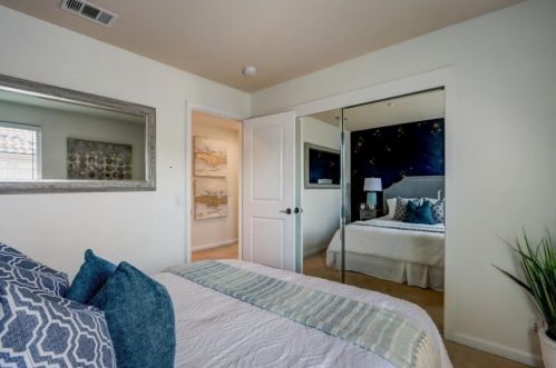 227 Vista Roma Way, San Jose CA 95136-4444 exterior