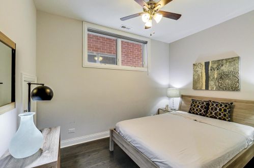 3013 Honore St, Chicago IL 60657-2000 exterior