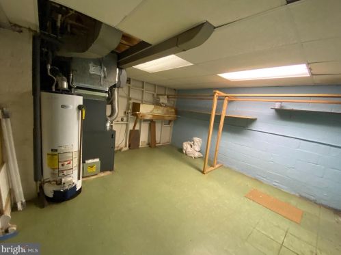 802 Hayward Ave, Silver Spring MD 20912-5808 exterior