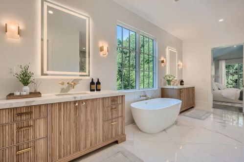 4682 Conway Dr, Atlanta GA 30327-3535 exterior