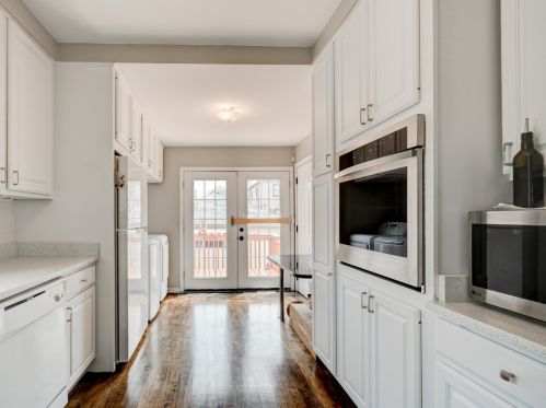 4545 Austin Ave, Chicago IL  60630-3115 exterior