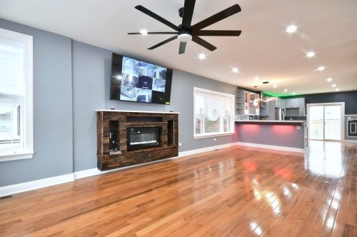 1706 Lockwood Ave, Chicago IL  60639-4319 exterior