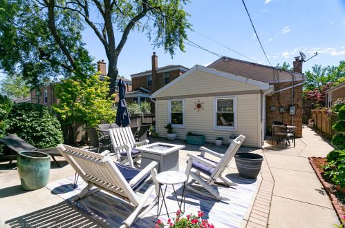 6024 Keating Ave, Chicago IL  60629-5410 exterior