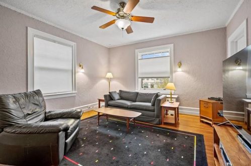 5317 Ellsworth Ave, Pittsburgh PA 15232-1803 exterior