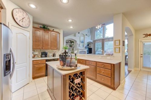 18230 Enchanted Rock Trl, Humble TX 77346-3069 exterior