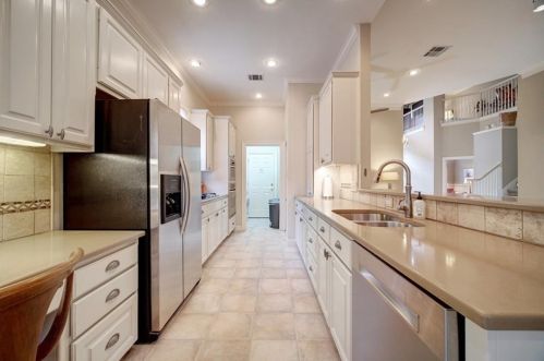 7804 Comfort Cv, Austin TX 78731-1464 exterior