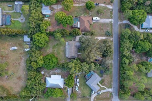 5406 Palmetto Dr, Fort Pierce FL 34982-7481 exterior