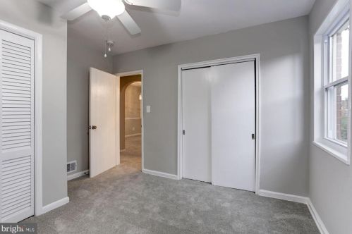 872 Bellevue St, Washington DC 20032-6002 exterior