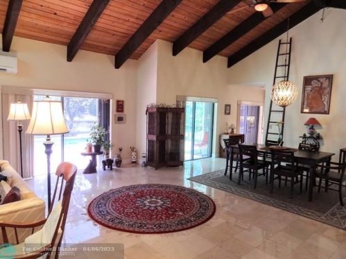 21109 Escondido Way, Boca Raton FL 33433-2508 exterior