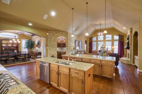 147 Pronghorn Pl, Montgomery TX 77316-6402 exterior