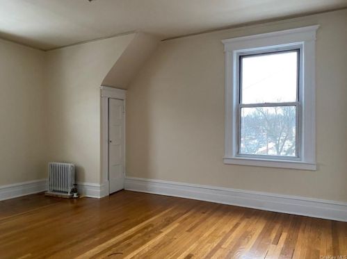 34 Urban St, Mount Vernon NY 10552-3211 exterior