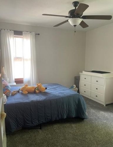 611 Chestnut St, Moon Twp PA 15108-1902 exterior