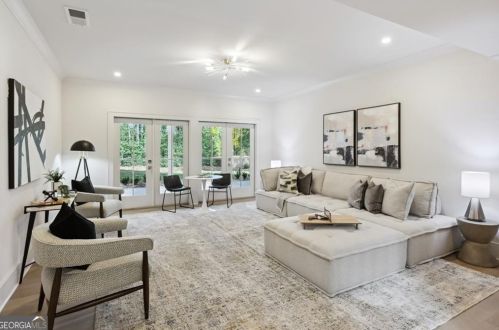 1266 Briardale Ln, Atlanta GA 30306-2624 exterior