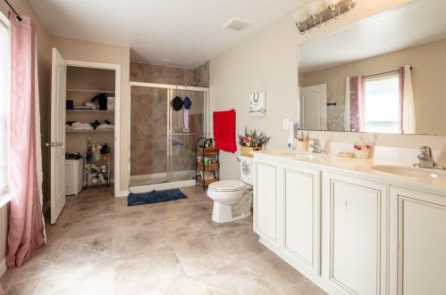 5690 Pine Trail Cir, Fort Pierce FL exterior