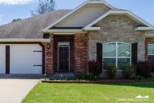 153 Carrington Ave, Springdale, AR 72764-6670