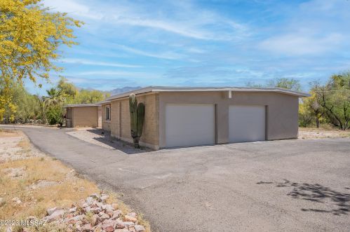 1959 Omar Dr, Tucson AZ  85704-1242 exterior